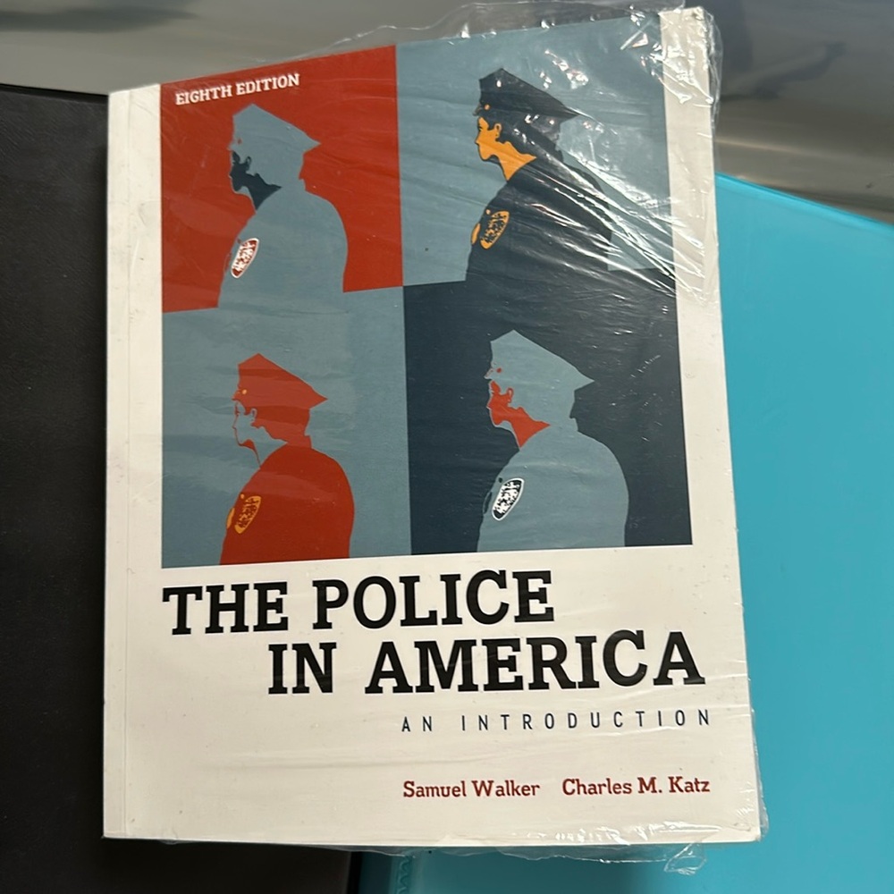 The police in America an introduction book